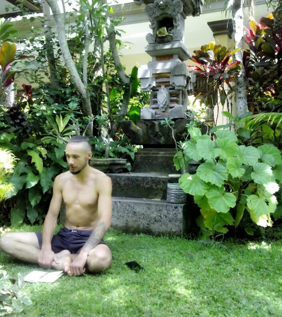 Nyuh Gading Accommodation Ubud Проживание в семье